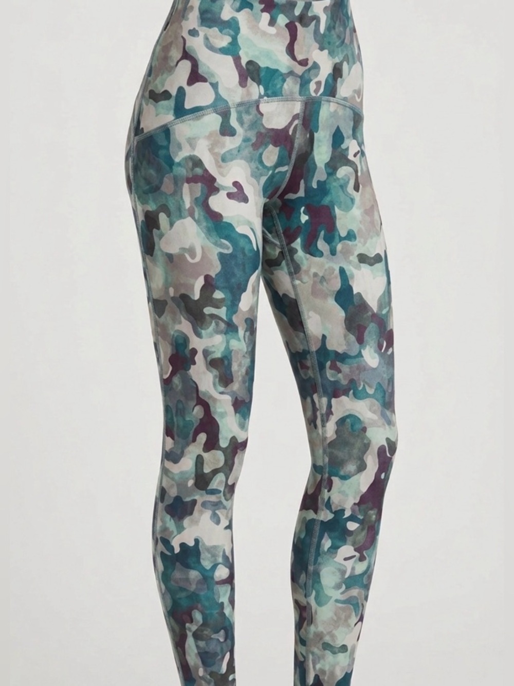 Spanx Booty Boost Active Camo Leggings - Size XS - Teal/Plum Multi